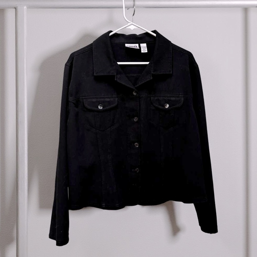 Chicos Black Cropped Buttoned Blazer Size 3 (XL-16)